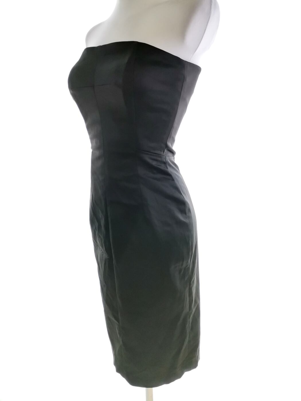 Coast Rozmiar 8 (36) Kolor Czarny Odkryte Ramiona Sukienka Bodycon Bezrękawnik Do Kolan Coast Rozmiar 8 (36) Kolor Czarny Odkryte Ramiona Sukienka Bodycon Bezrękawnik Do Kolan
