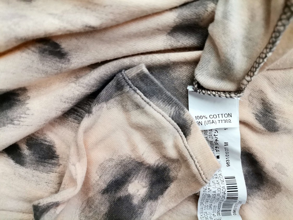 Zara Rozmiar M Kolor Beżowy Panterka Okrągły dekolt Bluzka Zapinana Długi rękaw Materiał Bawełna 100%
