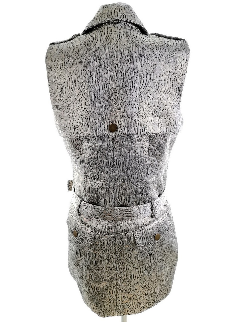 Rozmiar M Kolor Złoty Damask Paisley Kołnierz Tunika Zamek Błyskawiczny Bezrękawnik Rozmiar M Kolor Złoty Damask Paisley Kołnierz Tunika Zamek Błyskawiczny Bezrękawnik