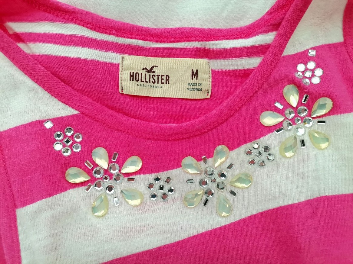 IMG_20210119_124049.jpg Hollister Rozmiar M Kolor Biały Pasy Crew Neck Bluzka Bezrękawnik Materiał Bawełna