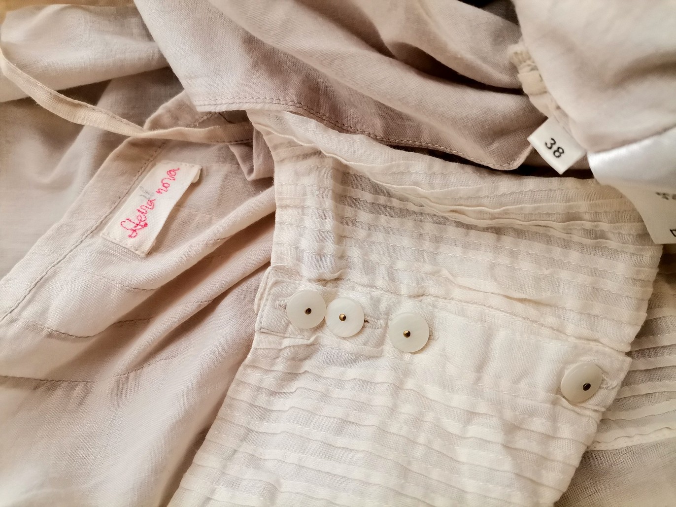 STELLA NOVA Rozmiar 38 Kolor Beżowy Halter Sukienka A-Line Bezrękawnik Do Kolan Materiał Bawełna 100% STELLA NOVA Rozmiar 38 Kolor Beżowy Halter Sukienka A-Line Bezrękawnik Do Kolan Materiał Bawełna 100%