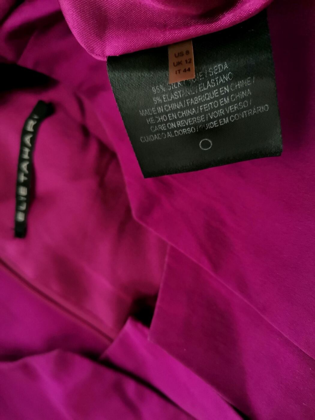 Elie Tahari Rozmiar S Kolor Fuksja Split Crew Neck Sukienka Sheath Bezrękawnik Midi Materiał Jedwab Elie Tahari Rozmiar S Kolor Fuksja Split Crew Neck Sukienka Sheath Bezrękawnik Midi Materiał Jedwab