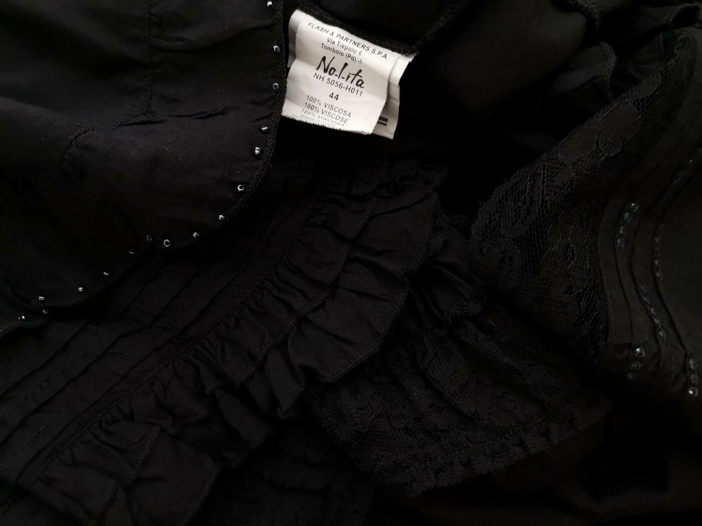 Nolita Rozmiar 44 Kolor Czarny W serek Sukienka Sheath Krótki rękaw Do Kolan Materiał Wiskoza 100%