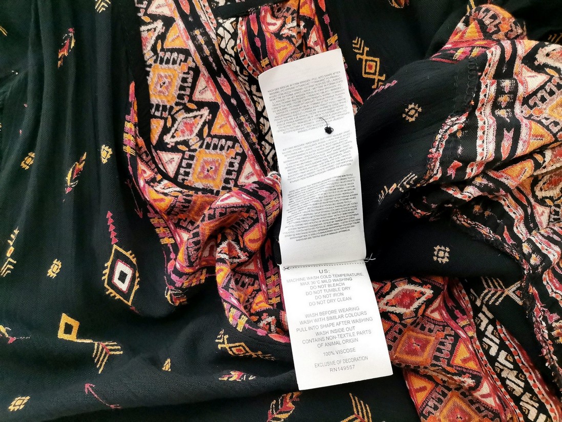 FB Sister Rozmiar L Kolor Czarny Damask Paisley W serek Bluzka Długi rękaw Materiał Wiskoza 100%