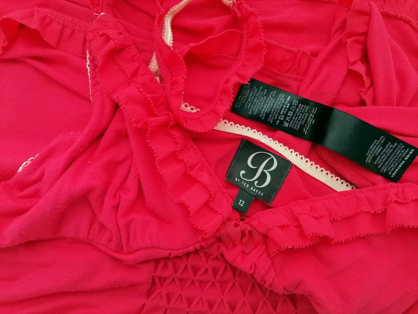 Ted Baker Rozmiar 12 (40) Kolor Różowy W serek Tunika Bluzka Bezrękawnik Materiał Wiskoza Ted Baker Rozmiar 12 (40) Kolor Różowy W serek Tunika Bluzka Bezrękawnik Materiał Wiskoza