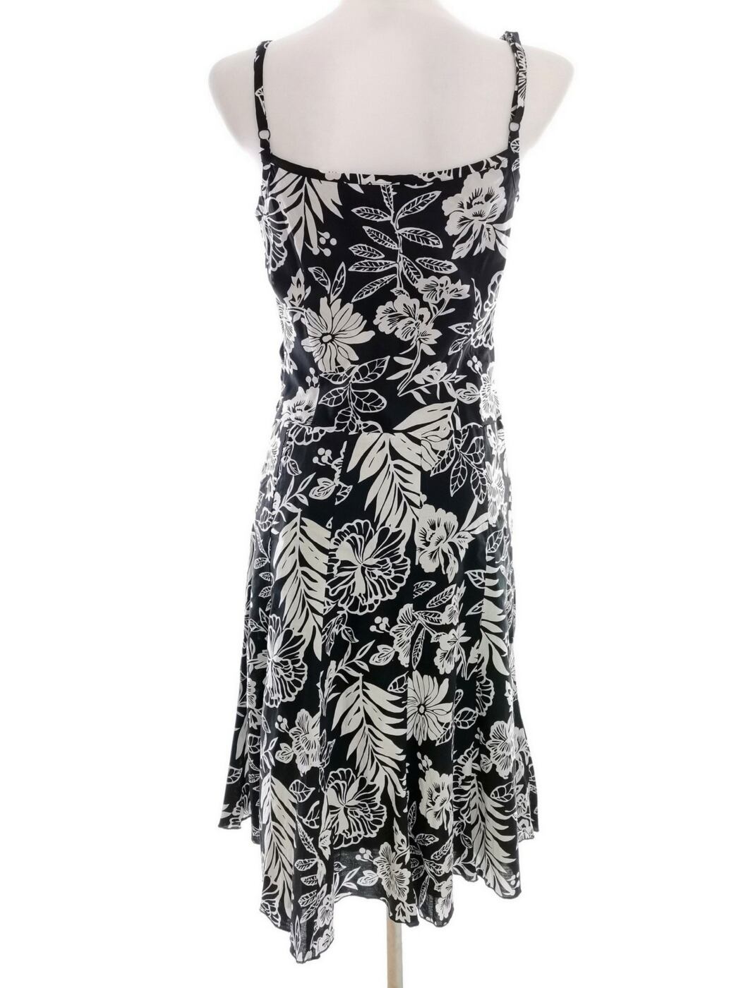 Esprit Rozmiar 36 Kolor Czarny W serek Sukienka Zawijana Bezrękawnik Midi Materiał Bawełna 100% Esprit Rozmiar 36 Kolor Czarny W serek Sukienka Zawijana Bezrękawnik Midi Materiał Bawełna 100%