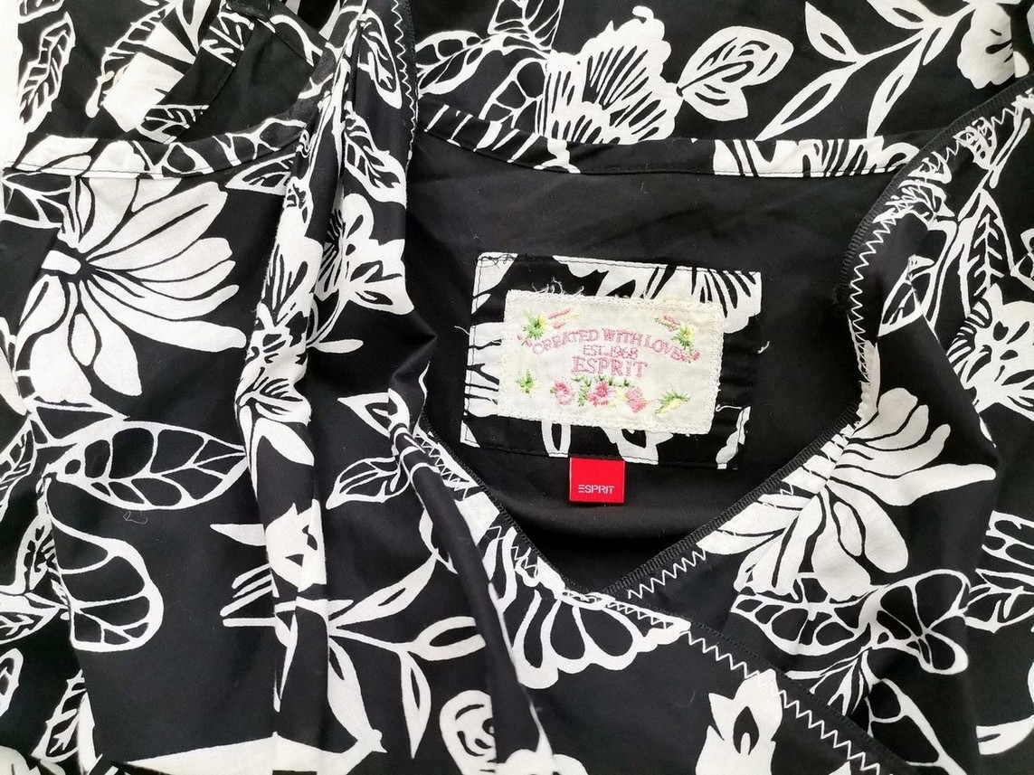 Esprit Rozmiar 36 Kolor Czarny W serek Sukienka Zawijana Bezrękawnik Midi Materiał Bawełna 100% Esprit Rozmiar 36 Kolor Czarny W serek Sukienka Zawijana Bezrękawnik Midi Materiał Bawełna 100%