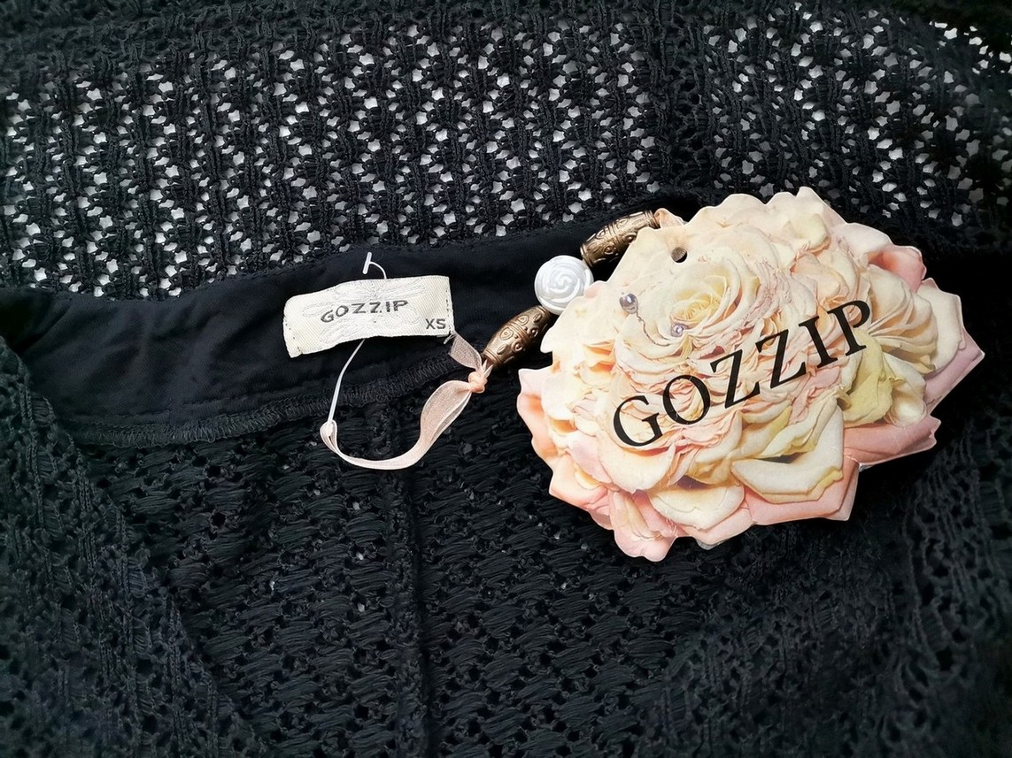 GOZZIP Rozmiar XS Kolor Czarny W serek Tunika Bluzka Dzianina Rękaw 3/4 Materiał Bawełna GOZZIP Rozmiar XS Kolor Czarny W serek Tunika Bluzka Dzianina Rękaw 3/4 Materiał Bawełna