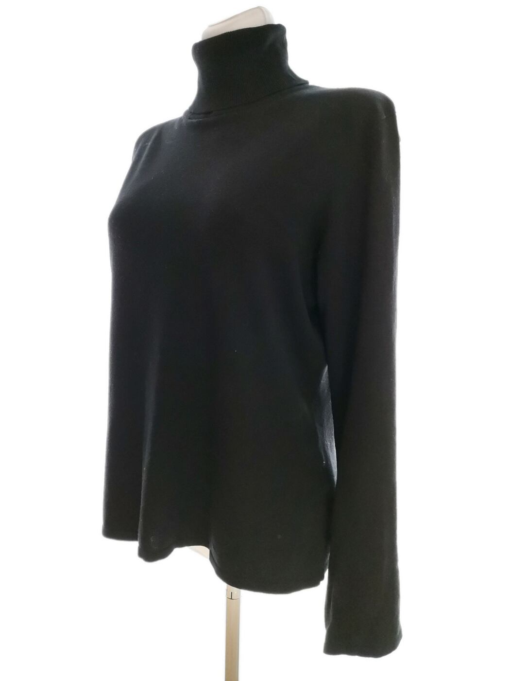 IMG_20210128_133414.jpg Saint tropez Rozmiar XL Kolor Czarny Golf Sweter Długi rękaw Materiał Wiskoza Cienka dzianina
