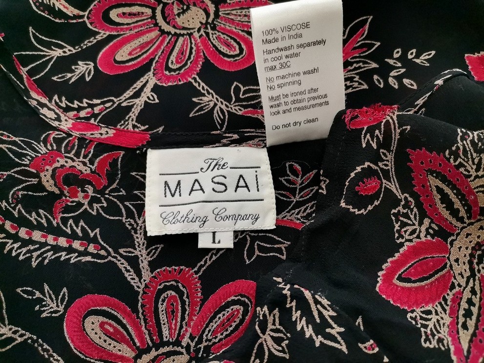 The Masai Rozmiar L Kolor Czarny Głęboki Serek Tunika Bluzka Rękaw 3/4 Materiał Wiskoza 100% The Masai Rozmiar L Kolor Czarny Głęboki Serek Tunika Bluzka Rękaw 3/4 Materiał Wiskoza 100%