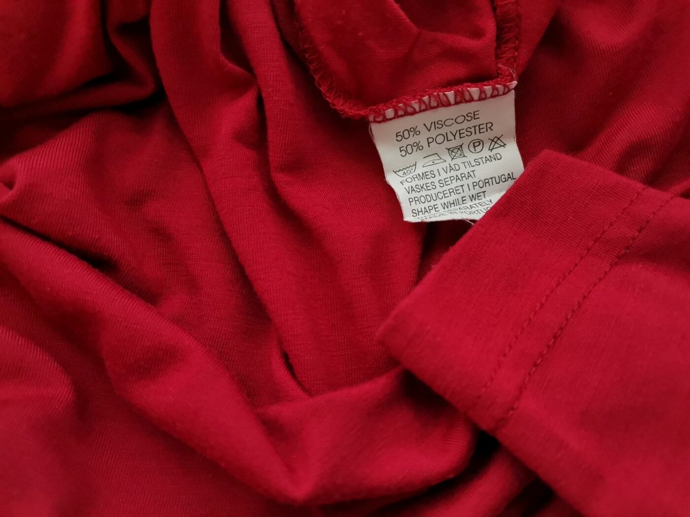 The Masai Rozmiar L Kolor Bordowy W serek Tunika Bluzka Długi rękaw Materiał Wiskoza The Masai Rozmiar L Kolor Bordowy W serek Tunika Bluzka Długi rękaw Materiał Wiskoza