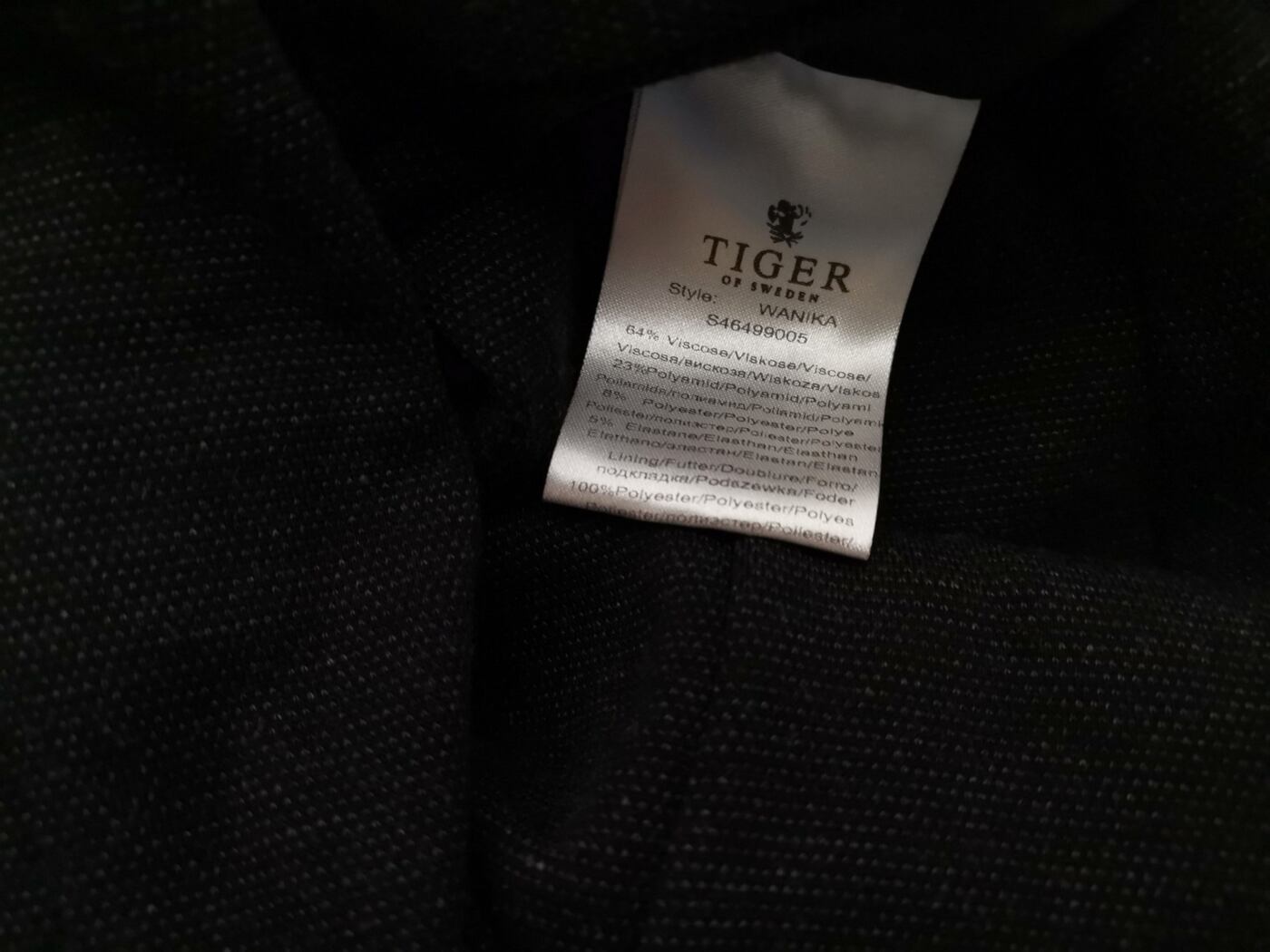 Tiger of Sweden Rozmiar 36 Kolor Szary Okrągły dekolt Sukienka Sweterkowa Rękaw 3/4 Midi Materiał Wiskoza