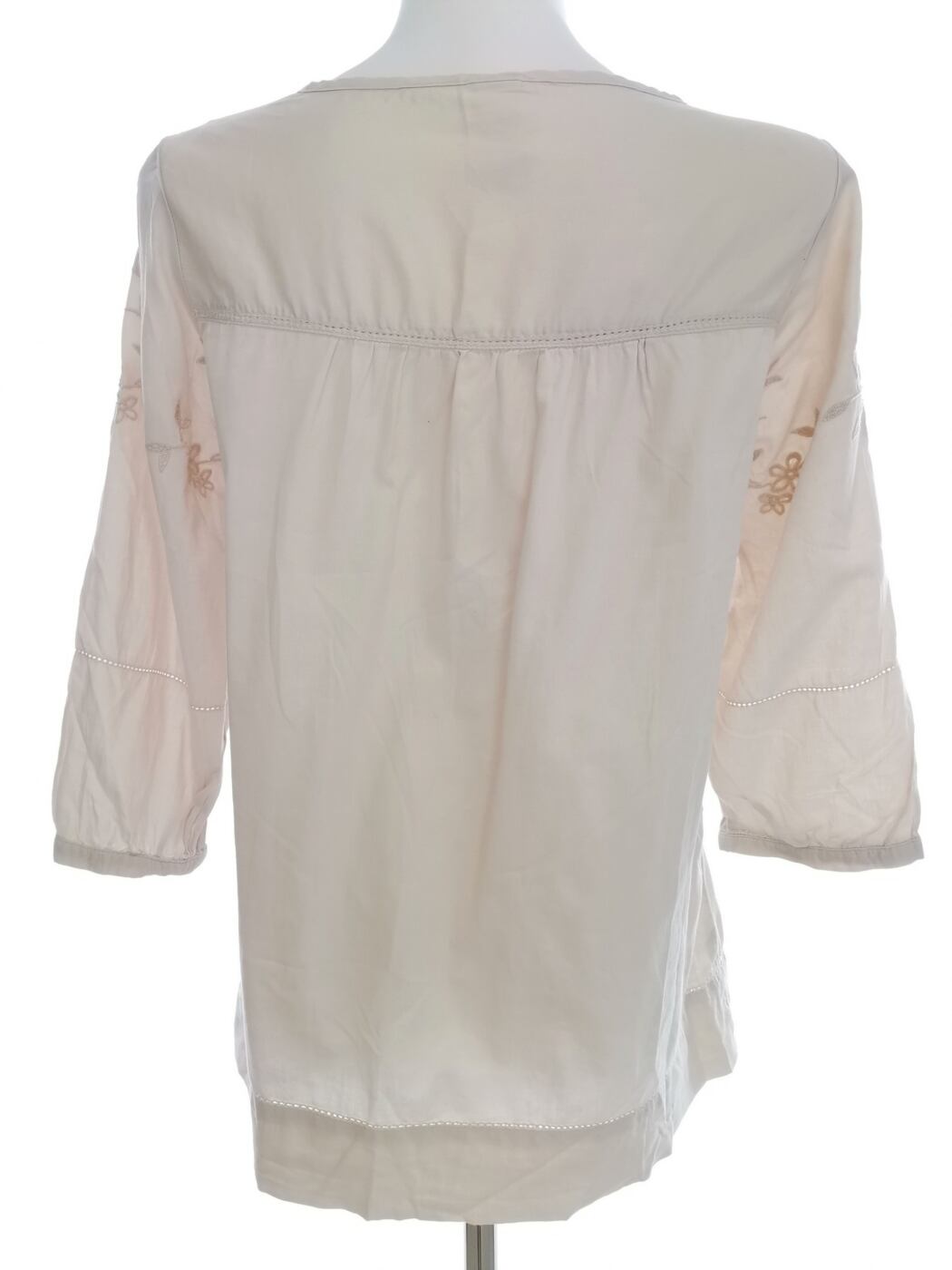IMG_20210219_123124.jpg Vero moda Rozmiar M Kolor Kremowy Split Crew Neck Bluzka Popover Guziki Rękaw 3/4 Materiał Organiczna Bawełna