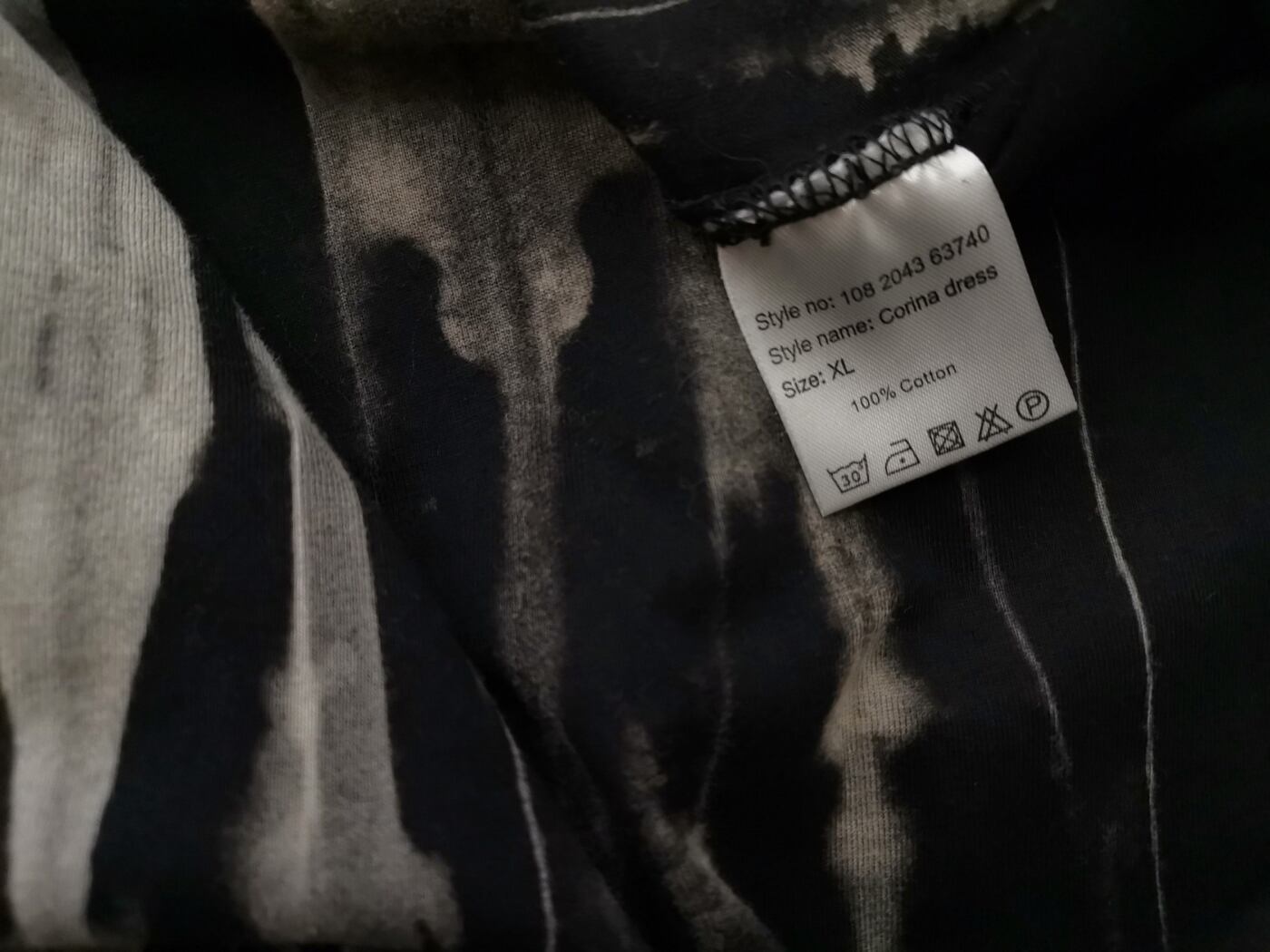 Isay Rozmiar XL Kolor Czarny Okrągły dekolt Sukienka Mini Krótki rękaw Krótka Materiał Bawełna 100%