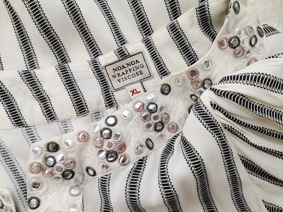 Noa noa Rozmiar XL Kolor Kremowy Split Crew Neck Tunika Bluzka Długi rękaw Materiał Wiskoza 100%