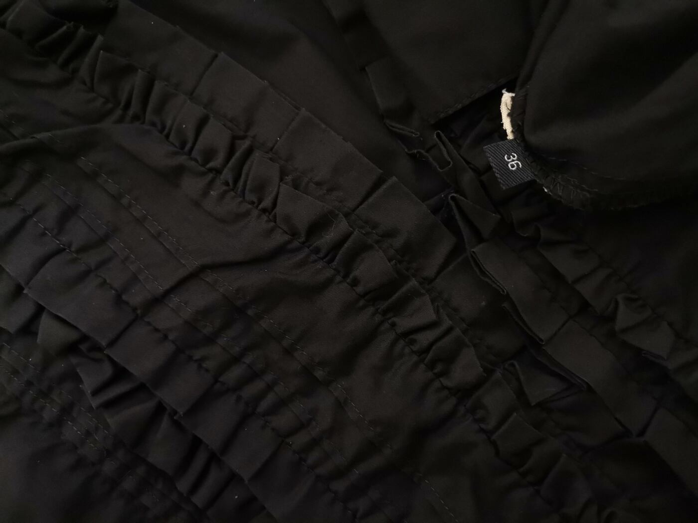 Whiite Rozmiar 36 Kolor Czarny Split Crew Neck Tunika Bluzka Krótki rękaw