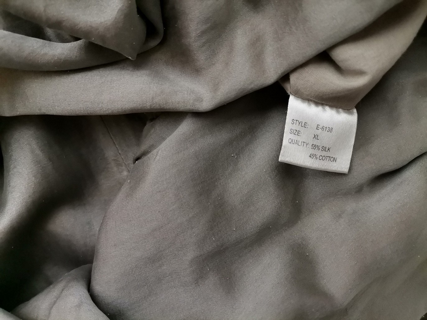 Saint tropez Rozmiar XL Kolor Srebrny Kwadratowy dekolt Sukienka Prostokątna Krótki rękaw Do Kolan Materiał Jedwab Saint tropez Rozmiar XL Kolor Srebrny Kwadratowy dekolt Sukienka Prostokątna Krótki rękaw Do Kolan Materiał Jedwab