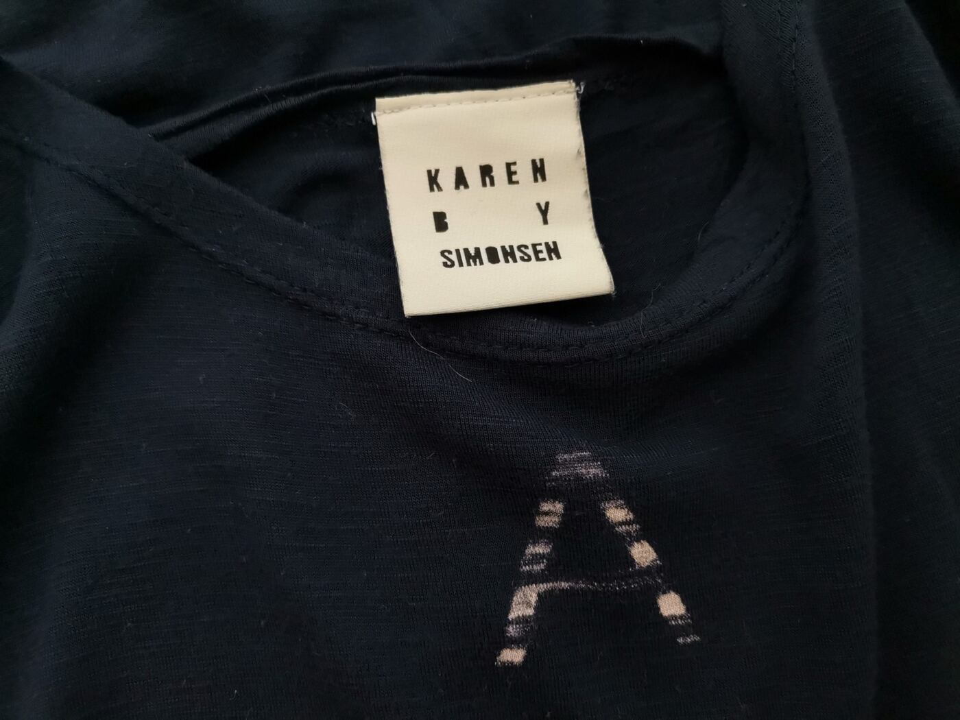 Karen by Simonsen Rozmiar M Kolor Granatowy Dekolt U Tunika Bluzka Krótki rękaw Materiał Wiskoza 100%