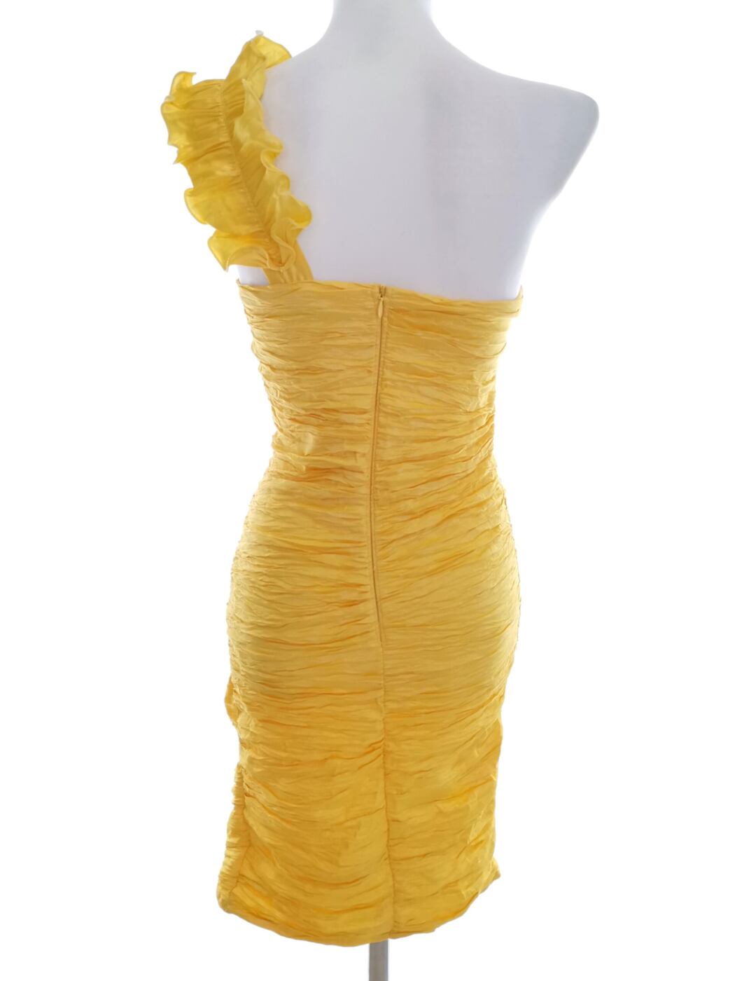 Pink Boom Rozmiar L (36) Kolor Żółty Na Jedno Ramię Sukienka Bodycon Bezrękawnik Do Kolan Materiał Bawełna Pink Boom Rozmiar L (36) Kolor Żółty Na Jedno Ramię Sukienka Bodycon Bezrękawnik Do Kolan Materiał Bawełna