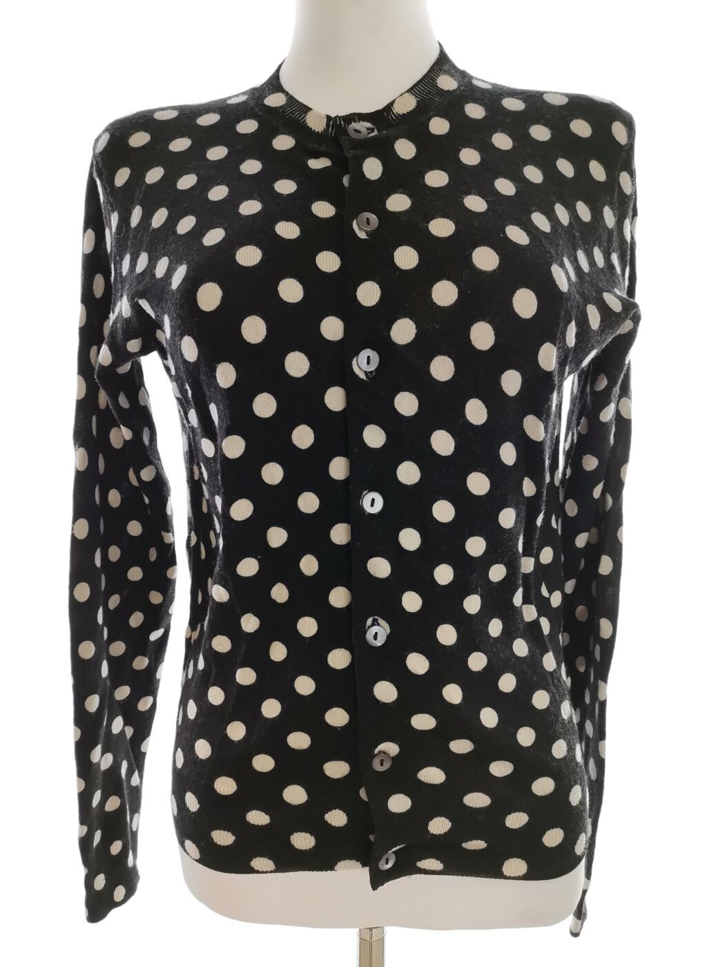 Comme Des Garcons Rozmiar S Kolor Czarny Grochy Crew Neck Kardigan Zapinany Długi rękaw Materiał Wełna 100% Cienka dzianina