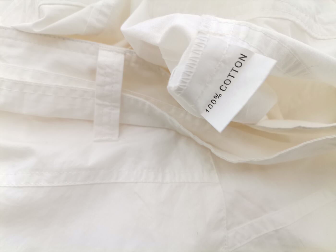 NET INTERNATIONAL Rozmiar XL (38-40) Kolor Biały Spodnie Casual Krótki rękaw Materiał Bawełna 100%