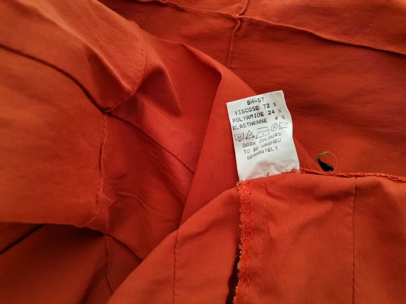 Vero moda Rozmiar 38 Kolor Pomarańczowy Spodnie Casual Materiał Wiskoza