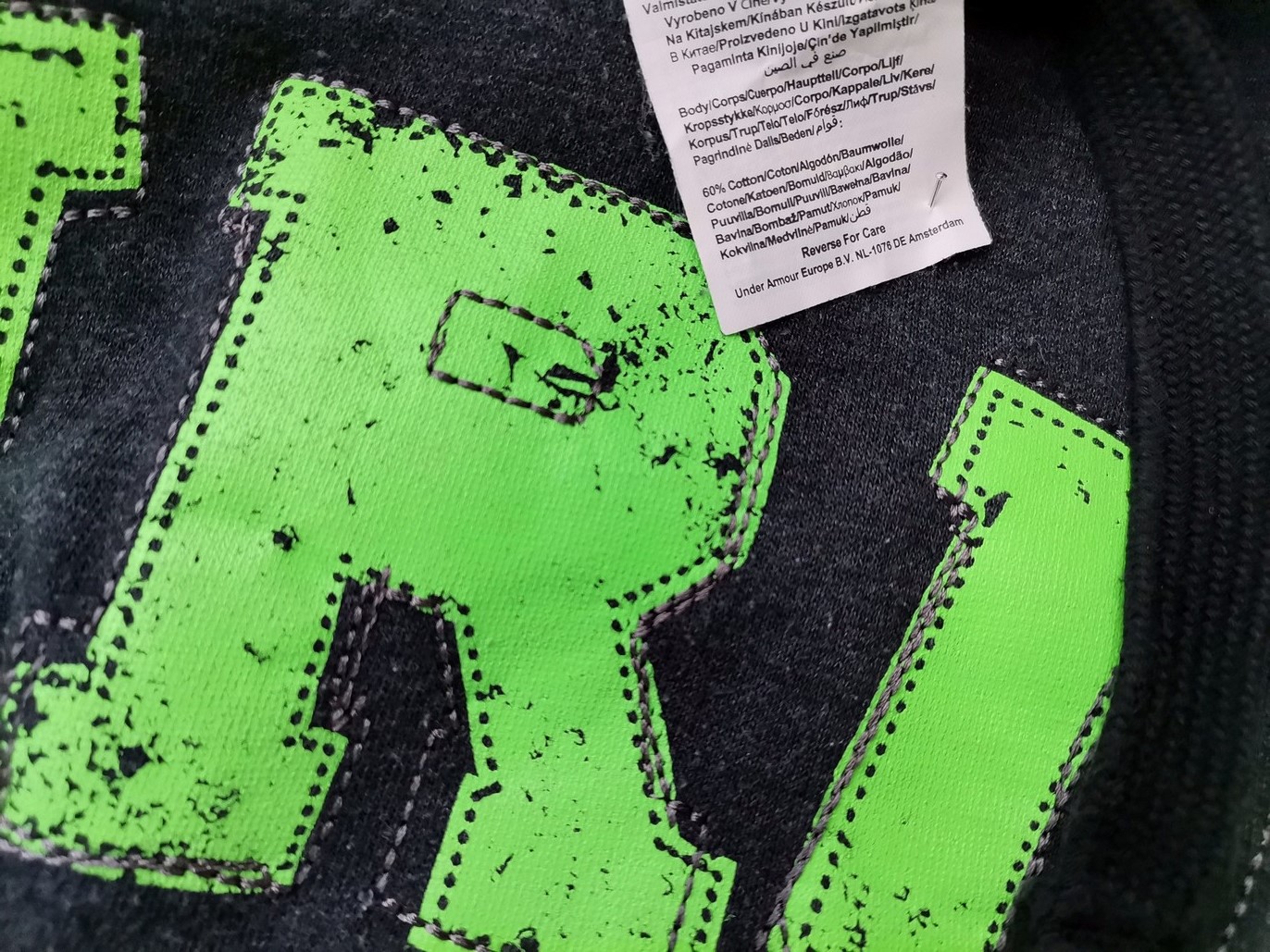 IMG_20210316_133942.jpg Under Armour Rozmiar LG/G Kolor Granatowy Męski Sweter Długi rękaw Materiał Bawełna