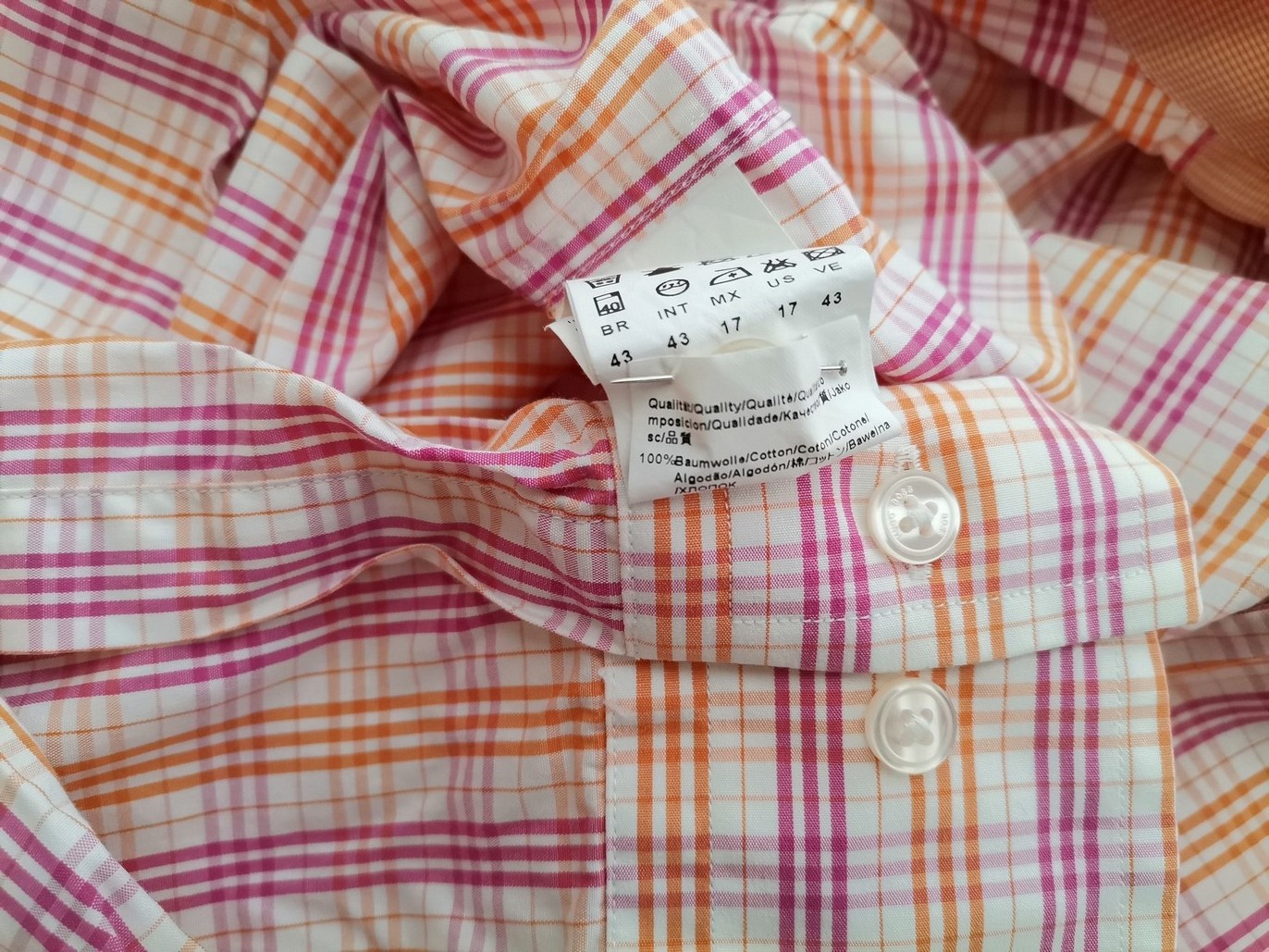 IMG_20210317_105650.jpg Hugo Boss Rozmiar 43 Kolor Różowy Krata Kołnierz Męska Koszula Elegancka Długi rękaw Materiał Bawełna 100%