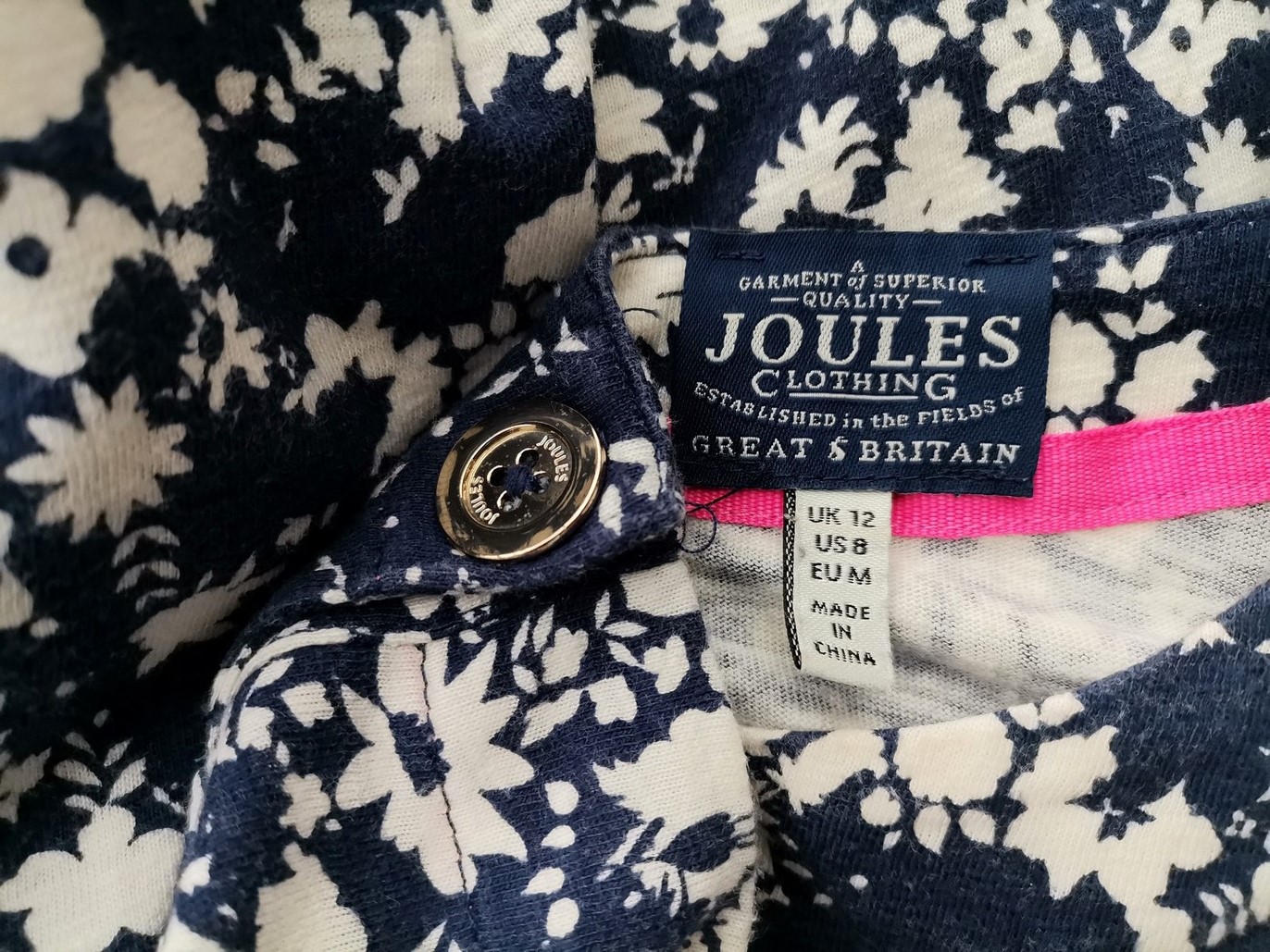 Joules Rozmiar 12 (40) Kolor Granatowy Okrągły dekolt Sukienka Sweterkowa Rękaw 3/4 Midi Materiał Bawełna 100% Joules Rozmiar 12 (40) Kolor Granatowy Okrągły dekolt Sukienka Sweterkowa Rękaw 3/4 Midi Materiał Bawełna 100%