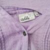 Isolde Rozmiar 40 Kolor Lawendowy Split Crew Neck Bluzka Zapinana Rękaw 3/4