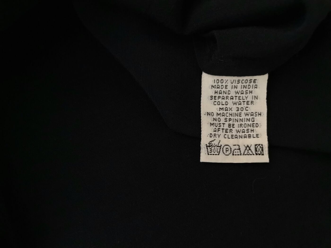 The Masai Rozmiar L Kolor Czarny Okrągły dekolt Tunika Bluzka Bezrękawnik Materiał Wiskoza 100% The Masai Rozmiar L Kolor Czarny Okrągły dekolt Tunika Bluzka Bezrękawnik Materiał Wiskoza 100%