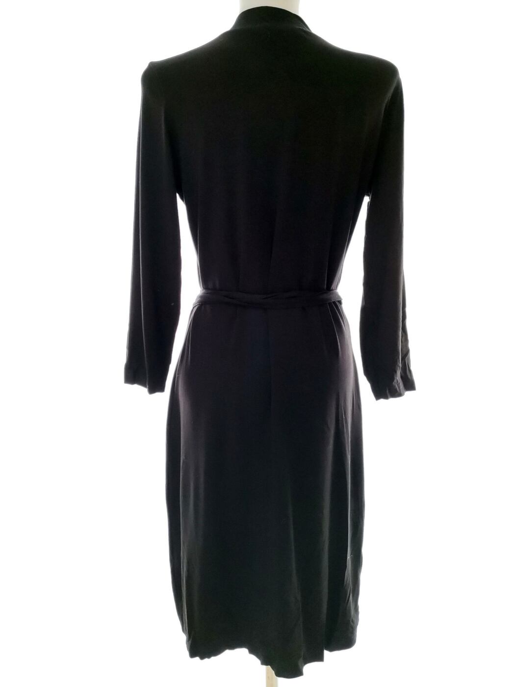 Sandwich Rozmiar M Kolor Czarny W serek Sukienka Zawijana Rękaw 3/4 Midi Materiał Rayon Sandwich Rozmiar M Kolor Czarny W serek Sukienka Zawijana Rękaw 3/4 Midi Materiał Rayon