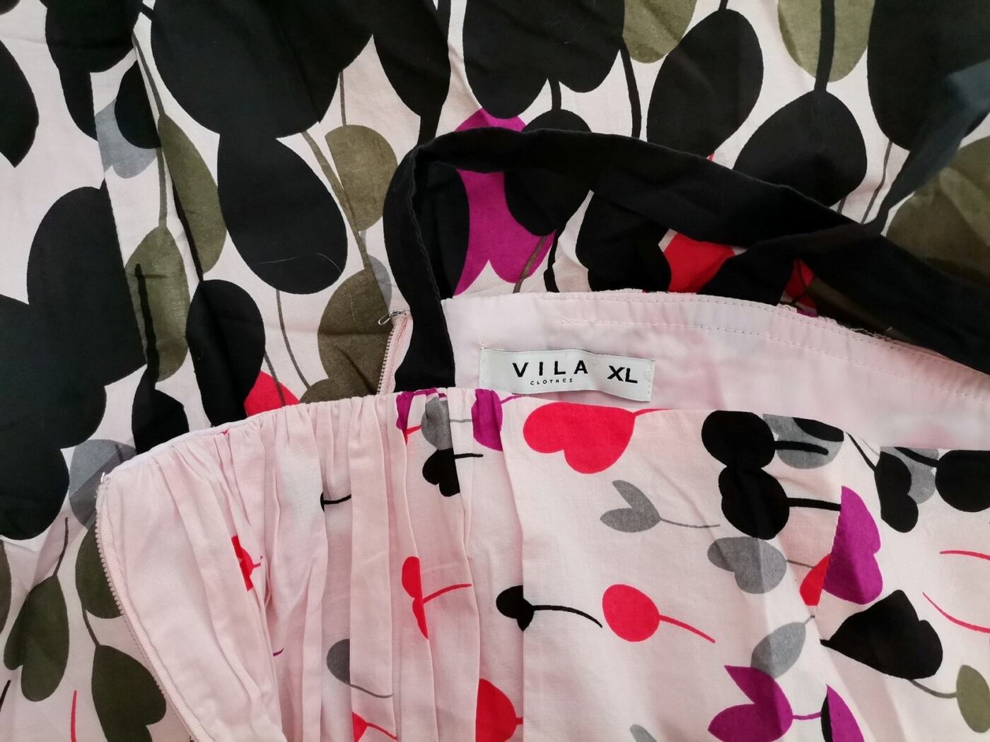 Vila Rozmiar XL (42) Kolor Pudrowy Róż Dekolt Serce Sukienka A-Line Bezrękawnik Midi Materiał Bawełna 100% Vila Rozmiar XL (42) Kolor Pudrowy Róż Dekolt Serce Sukienka A-Line Bezrękawnik Midi Materiał Bawełna 100%
