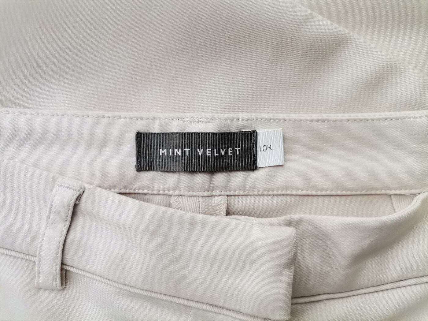 IMG_20210326_140235.jpg Mint Velvet Rozmiar 10 (38) Kolor Pudrowy Spodnie Casual Materiał Bawełna