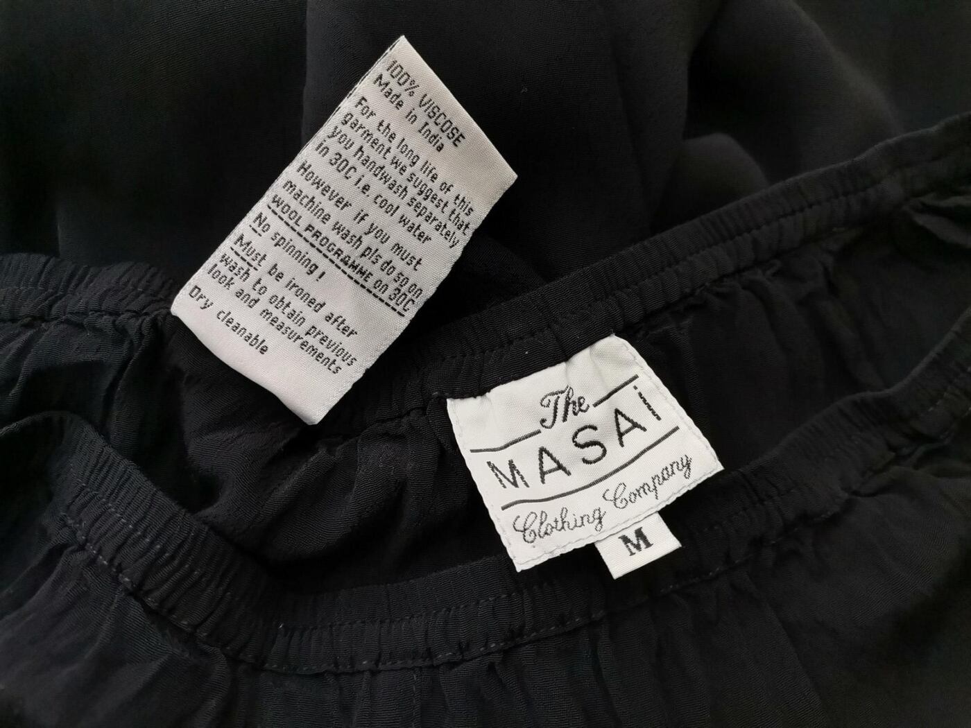 IMG_20210407_122855_r1.jpg The Masai Rozmiar M Kolor Czarny Spodnie Casual Materiał Wiskoza 100%