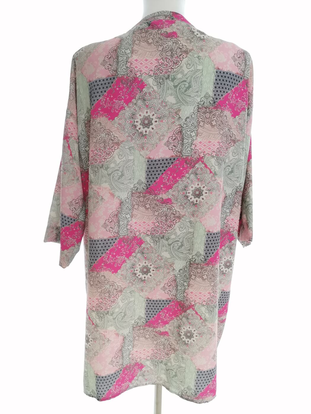 Evans Rozmiar 14 (44) Kolor Miętowy Damask Paisley Split Crew Neck Tunika Bluzka Rękaw 3/4 Evans Rozmiar 14 (44) Kolor Miętowy Damask Paisley Split Crew Neck Tunika Bluzka Rękaw 3/4