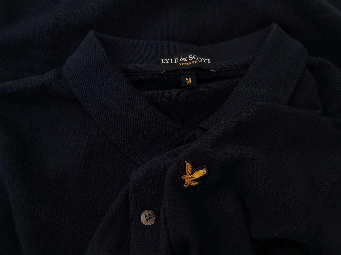 IMG_20210419_120705.jpg Lyle & Scott Rozmiar M Kolor Granatowy Kołnierz Męska Koszula Polo Krótki rękaw Materiał Bawełna 100%