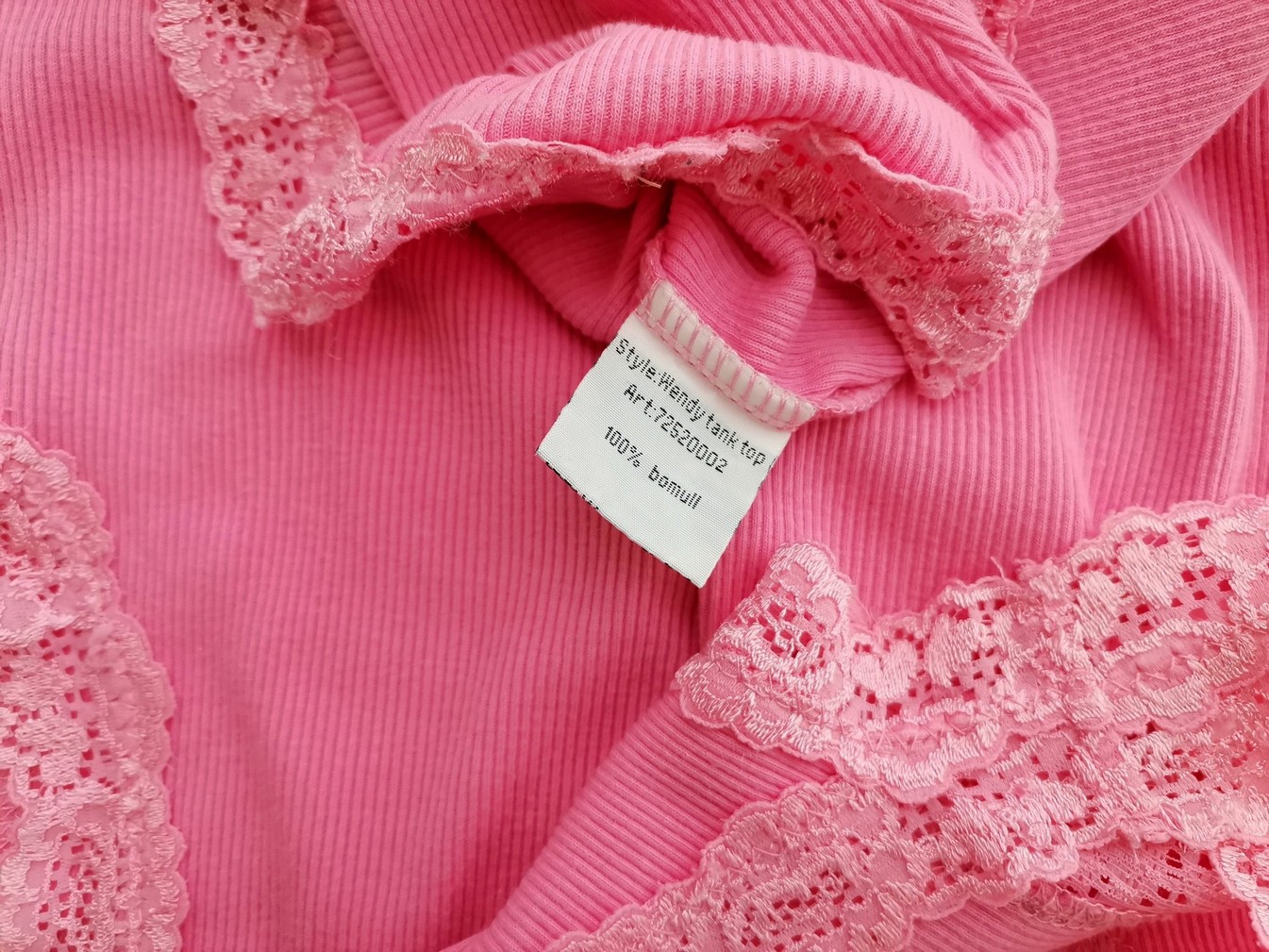 IMG_20210422_105341_0.jpg Rosebud Rozmiar M Kolor Różowy Okrągły dekolt Bluzka Bezrękawnik Materiał Bawełna 100%