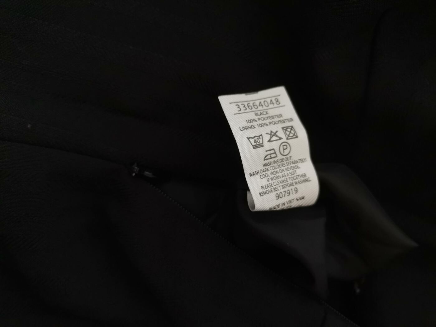 E-vie Rozmiar 14 (42) Kolor Czarny Kwadratowy dekolt Sukienka Bodycon Bezrękawnik Midi E-vie Rozmiar 14 (42) Kolor Czarny Kwadratowy dekolt Sukienka Bodycon Bezrękawnik Midi