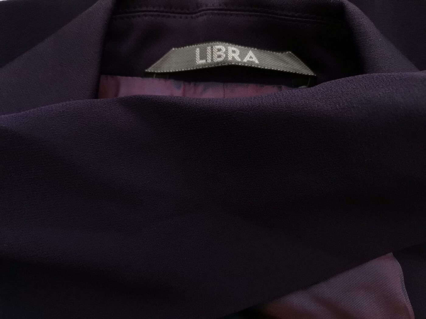 IMG_20210423_121412.jpg Libra Rozmiar 38/40 Kolor Fioletowy Kołnierz Żakiet z zapięciem Długi rękaw