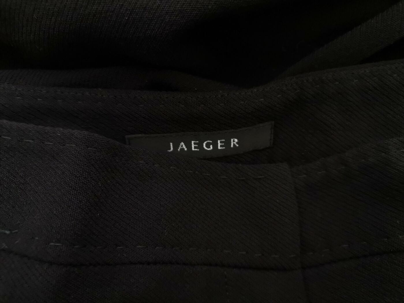 IMG_20210429_123309.jpg Jaeger Rozmiar 42/44 Kolor Czarny Spodnie Eleganckie