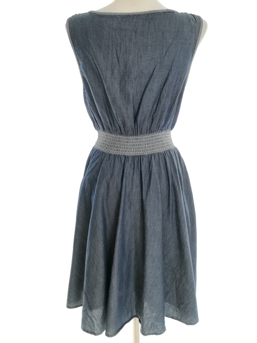B.YOUNG Rozmiar 36 Kolor Granatowy Dekolt U Sukienka Sheath Bezrękawnik Do Kolan Materiał Bawełna 100% B.YOUNG Rozmiar 36 Kolor Granatowy Dekolt U Sukienka Sheath Bezrękawnik Do Kolan Materiał Bawełna 100%