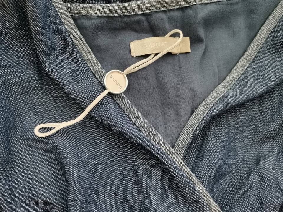 B.YOUNG Rozmiar 36 Kolor Granatowy Dekolt U Sukienka Sheath Bezrękawnik Do Kolan Materiał Bawełna 100% B.YOUNG Rozmiar 36 Kolor Granatowy Dekolt U Sukienka Sheath Bezrękawnik Do Kolan Materiał Bawełna 100%
