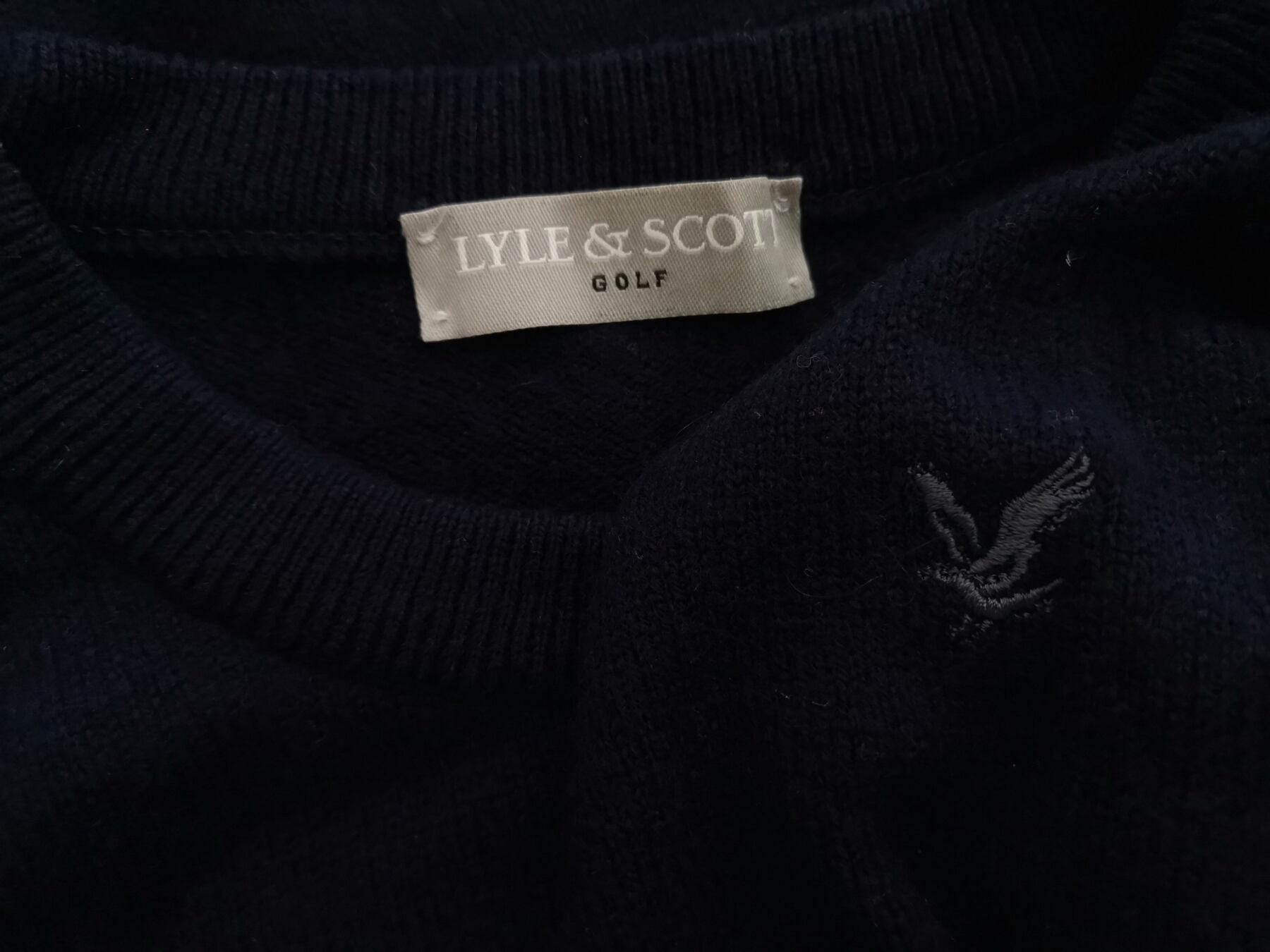 IMG_20210506_131635.jpg Lyle & Scott Rozmiar M Kolor Granatowy Męski Sweter Długi rękaw Materiał Wełna 100%