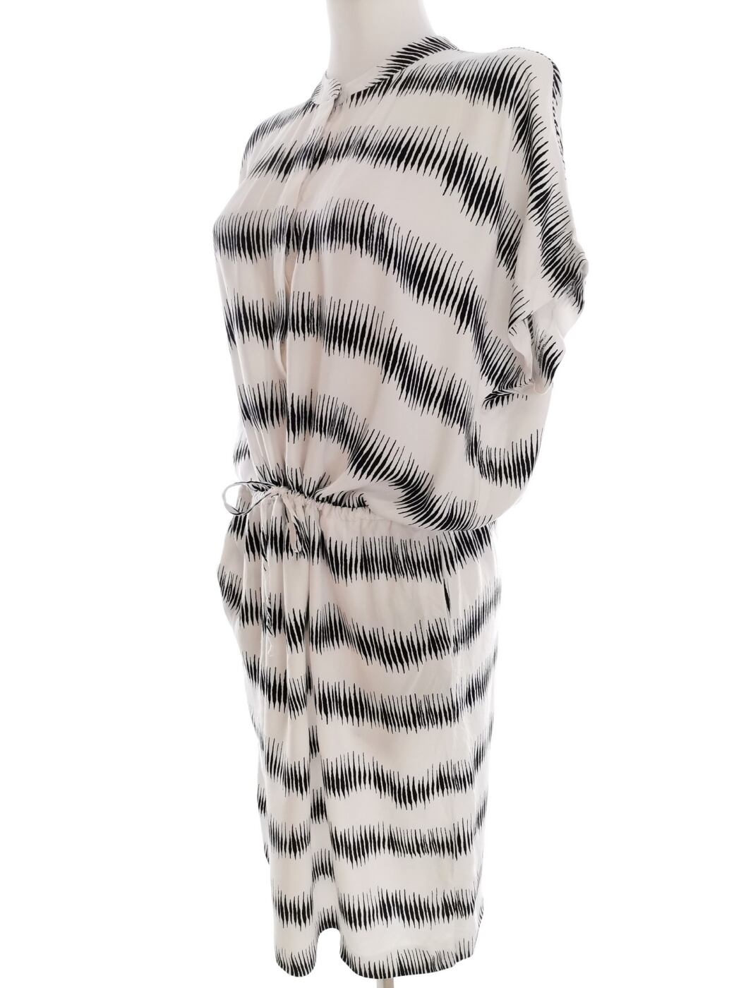 Part two Rozmiar 38 Kolor Biały Okrągły dekolt Sukienka Sheath Krótki rękaw Midi Materiał Wiskoza 100% Part two Rozmiar 38 Kolor Biały Okrągły dekolt Sukienka Sheath Krótki rękaw Midi Materiał Wiskoza 100%