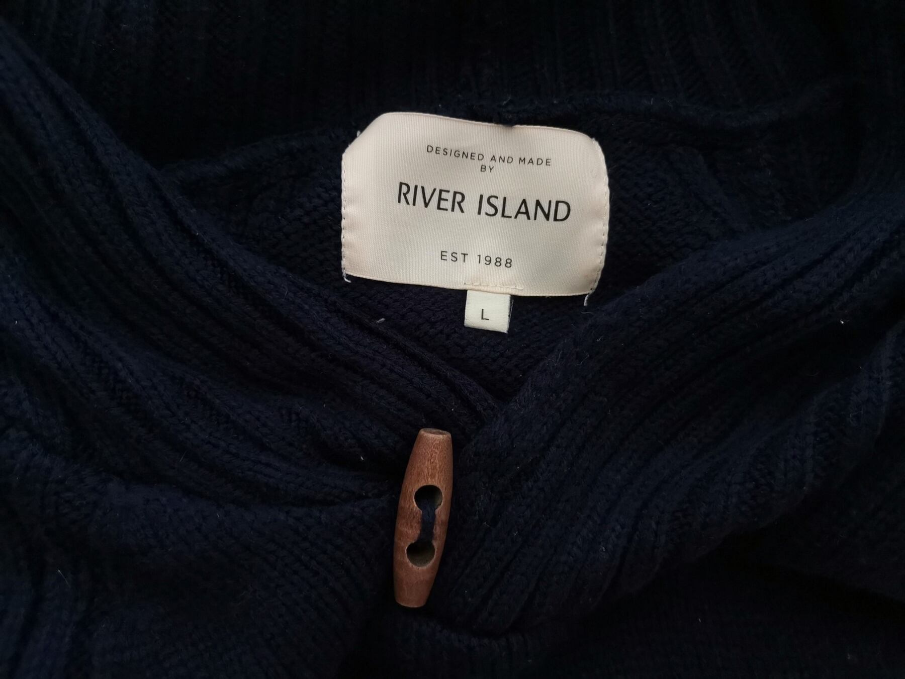 IMG_20210510_131550.jpg River island Rozmiar L Kolor Granatowy Męski Sweter Długi rękaw Materiał Akryl 100%