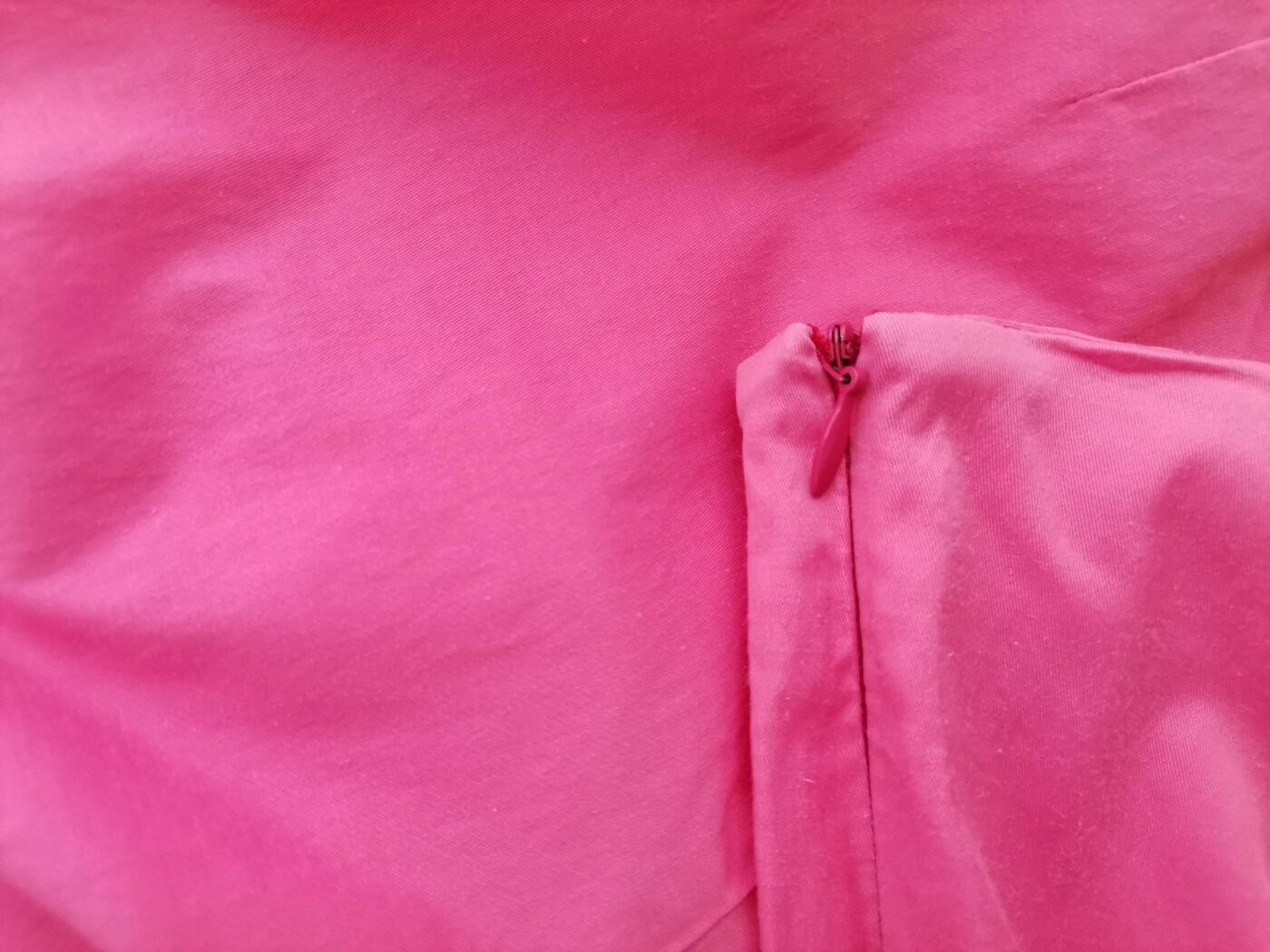 Vero moda Rozmiar 38 (34) Kolor Różowy Spodnie Casual