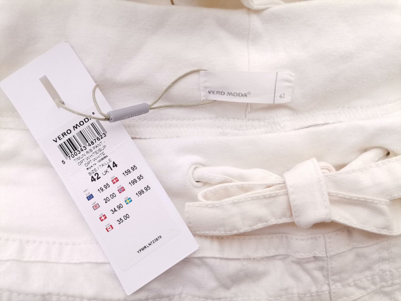 IMG_20210512_111918.jpg Vero moda Rozmiar 42 Kolor Kremowy Spodnie Casual Materiał Len