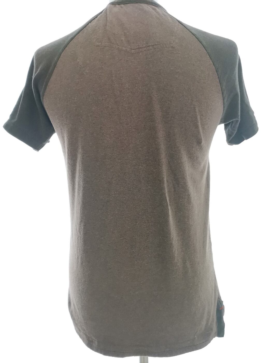IMG_20210513_132459.jpg Diesel Rozmiar M Kolor Brązowy Męski T-Shirt Krótki rękaw Materiał Bawełna 100%