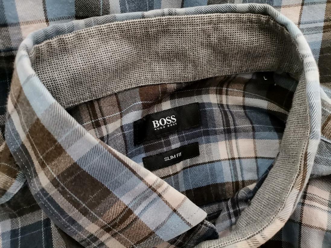 IMG_20210513_142946_r1.jpg Hugo Boss Rozmiar L Kolor Niebieski Krata Kołnierz Męska Koszula Casual Długi rękaw Materiał Bawełna
